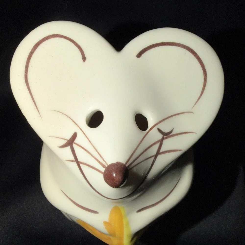 Mouse Parmesan Cheese Shaker Laurie Gates Ceramic Happy Mouse Vintage Kitchen